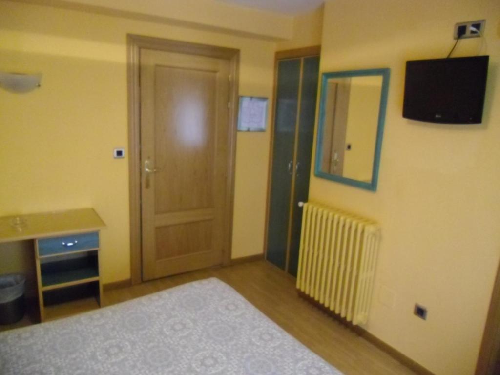 Hostal Don Suero Leon Bilik gambar