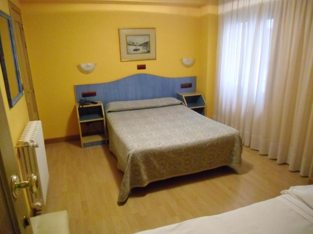 Hostal Don Suero Leon Luaran gambar