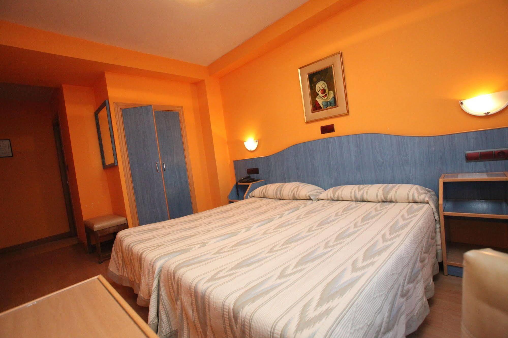Hostal Don Suero Leon Luaran gambar