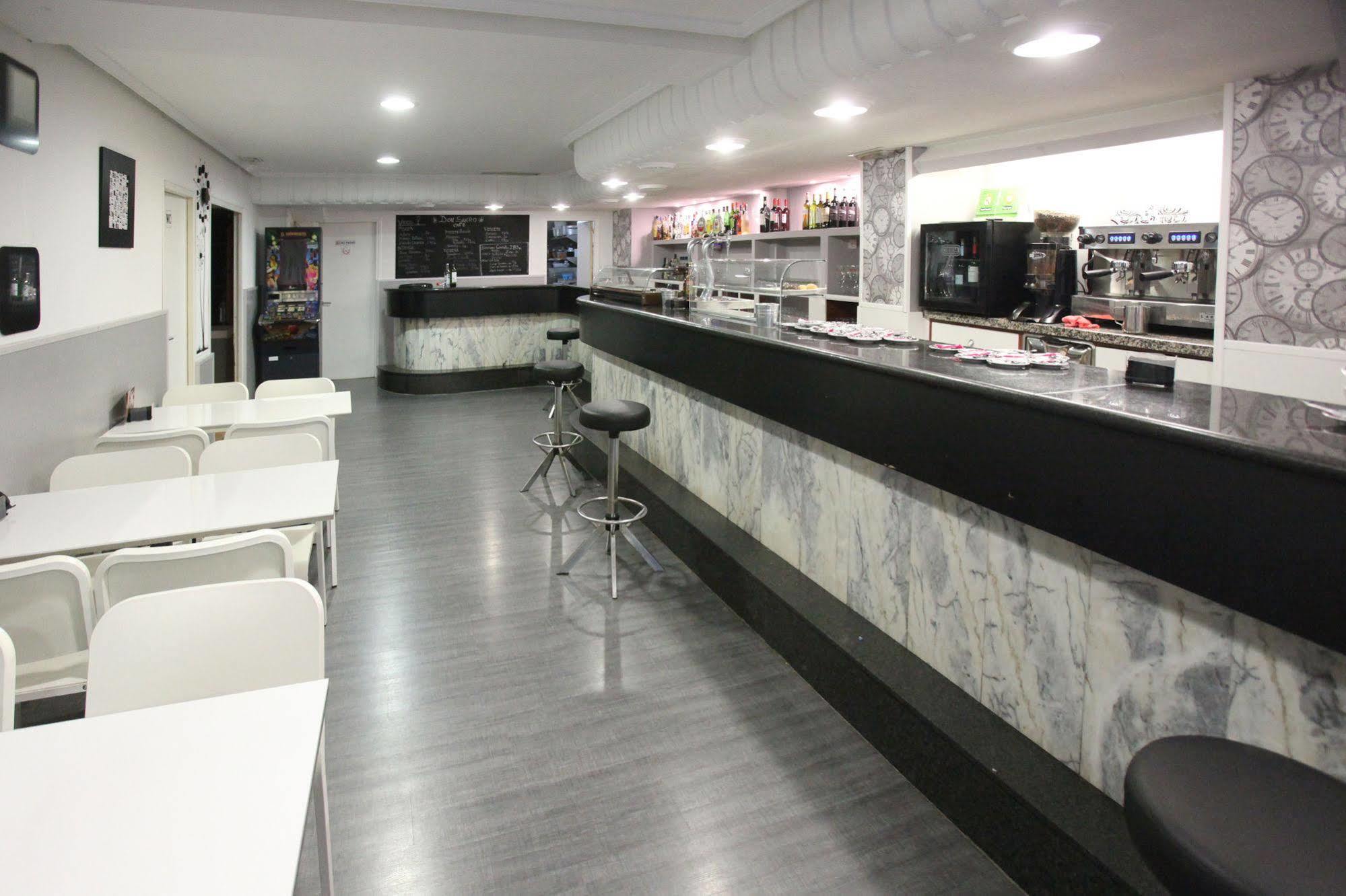 Hostal Don Suero Leon Luaran gambar